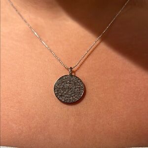 Elegant Silver Pendant Necklace
